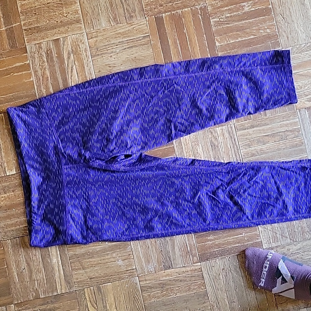 Purple capri leggings